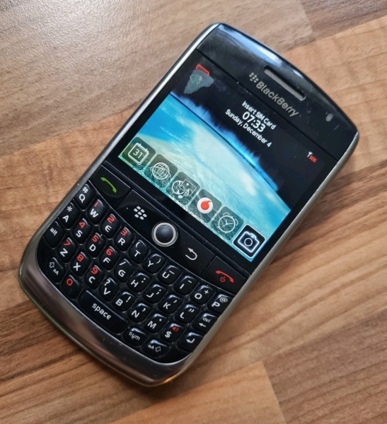 Blackberry Curve 8900 Handy entsperrt