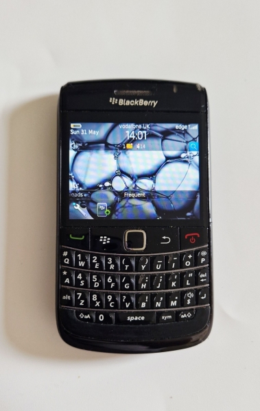 BlackBerry Bold 9780 schwarz (entsperrt) Retro Smartphone funktioniert – guter Zustand