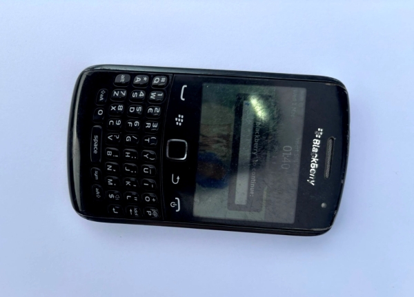 BlackBerry Curve 9300 schwarz Smartphone – funktionstüchtig Vintage Handy