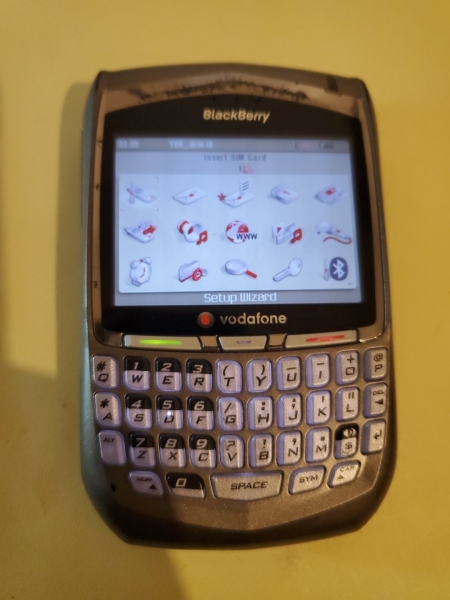 BlackBerry Electron 8700v Smartphone (entsperrt) – Silber B16