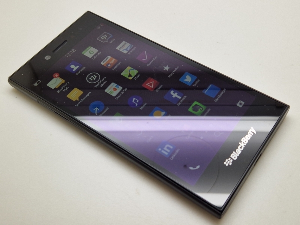 Sehr guter Zustand entsperrtes funktionierendes BlackBerry Leap schwarz 16 GB 2 GB RAM BBOS10 Smartphone