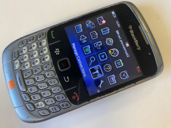 BlackBerry Curve 8520 Smartphone entsperrt Handy QWERTZ silber – voll funktionsfähig