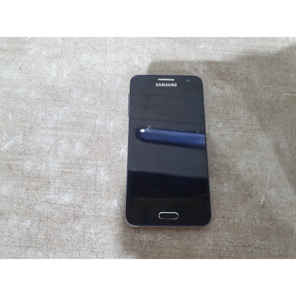 Samsung Galaxy A3 SM-A300FU Smartphone Midnight Black 4,5″ Display (1GB+16GB)