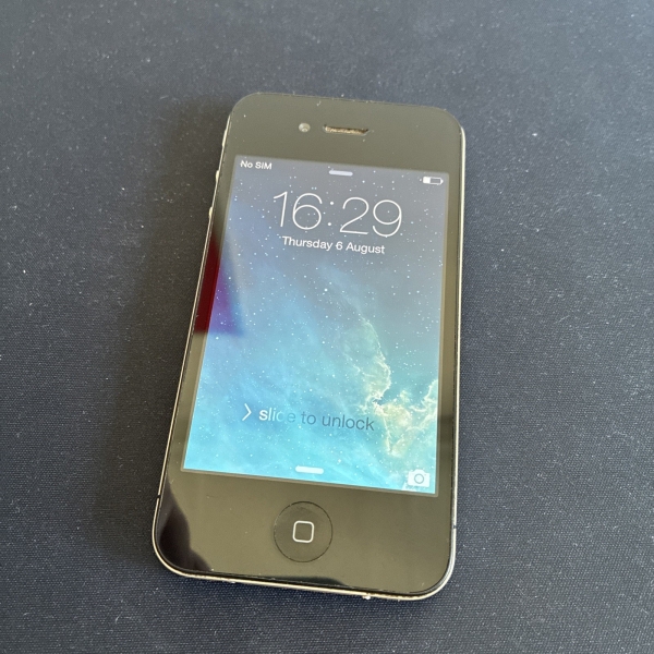 Apple iPhone 4 16GB schwarz A1332 Smartphone voll funktionsfähig Werksreset entsperrt