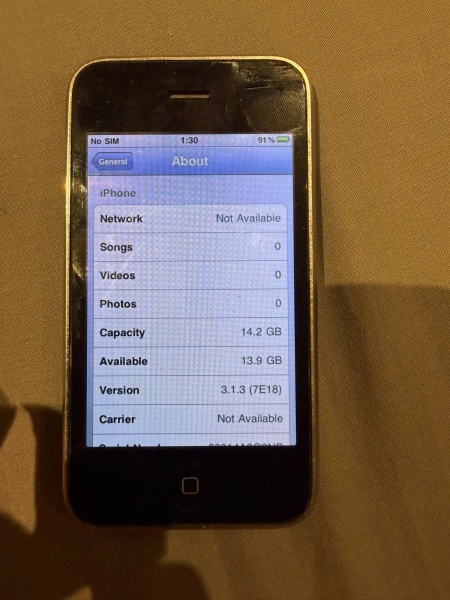 iPhone 3GS 16GB schwarz, guter Zustand, iOS 3.1.3