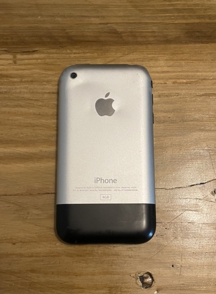 iphone 1. generation – 4gb frühes Modell