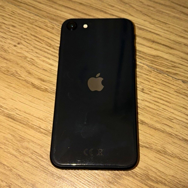 Apple iPhone SE (2. Gen) 64GB schwarz 4,7 Zoll 12MP 4G iOS Smartphone