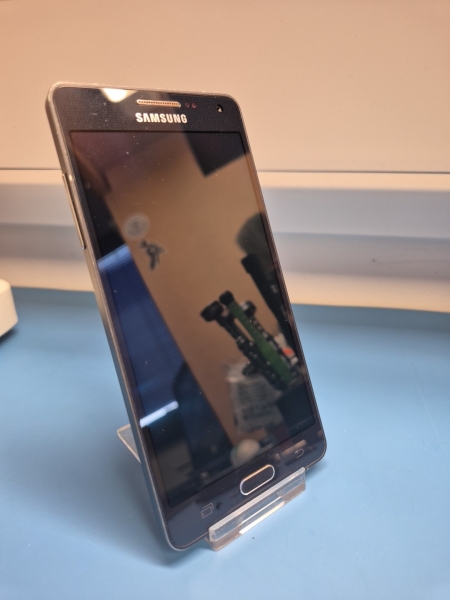 Samsung Galaxy A5 SM-A500FU Smartphone Display defekt Gut (OHNE STROM)