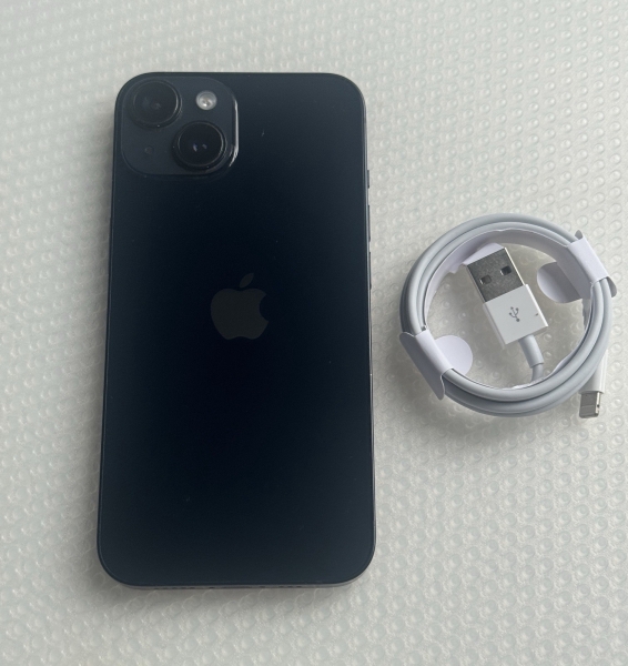 Apple iPhone 14 schwarz 128GB entsperrt BH83% Smartphone