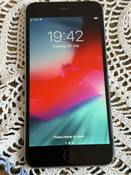 Apple iPhone 6 Plus 64GB Entsperrt Guter Zustand