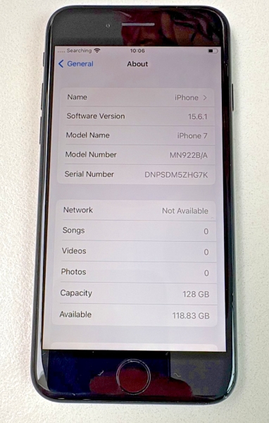 Apple iPhone 7 – 128GB – Schwarz – Entsperrt – A1778