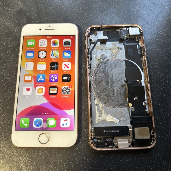 Apple iPhone 8 64GB Roségold – Entsperrt – Bitte Lesen