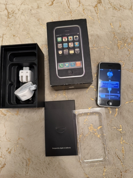 Apple iPhone 2g 8GB 1. Generation A1203 Originalverpackt