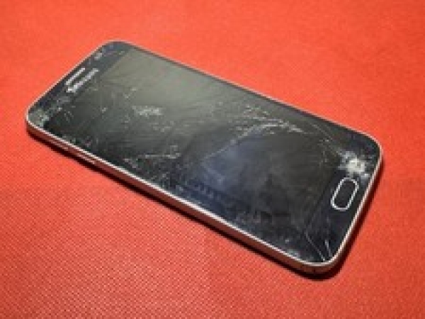 Samsung Galaxy S6 SM-G920F Smartphone Defekt Schaden