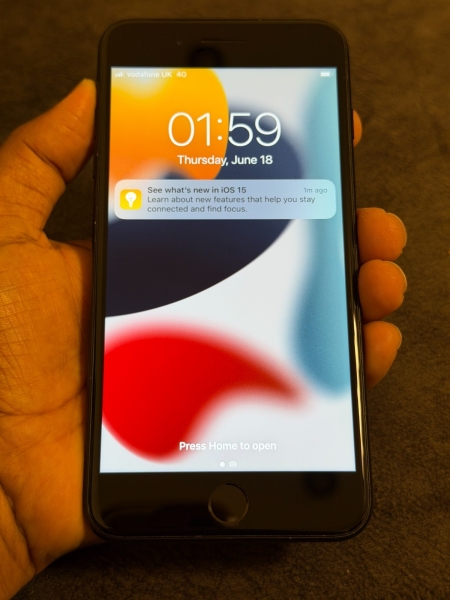 Apple iPhone 7 Plus 32GB mattschwarz entsperrt Smartphone – 100% Batteriezustand