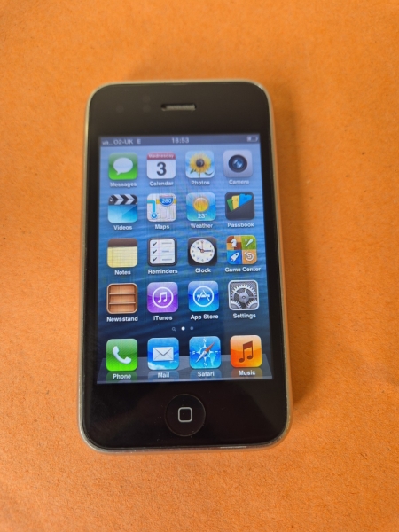 iPhone 3gs A1303 8gb Locked On 02 Schöner Zustand für Alter 228