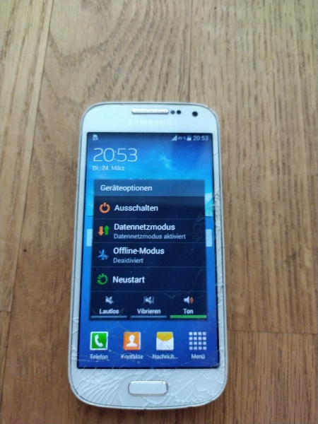 Samsung  Galaxy S4 mini GT-I9195 -8 GB Speicher Weiss (Ohne Simlock) Smartphone