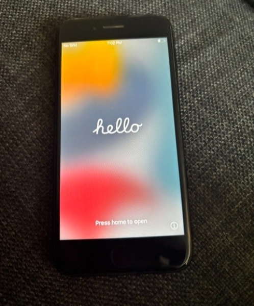 Apple iPhone 7 – 32GB – Schwarz (Entsperrt) A1778 (GSM)