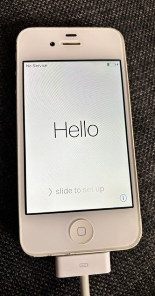 Apple iPhone 4s – 16GB – Weiß (Entsperrt) A1387 (CDMA + GSM)