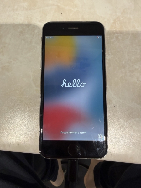 Apple iPhone 6s 128GB, silber, entsperrt, 4,7″ Smartphone – 100% Batteriezustand
