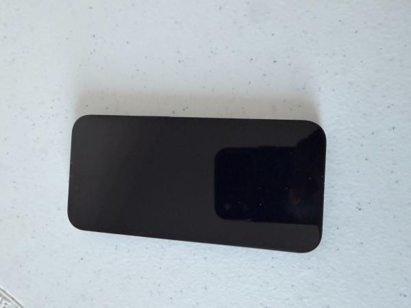 Apple iPhone 13 128GB Midnight Black entsperrt Smartphone sehr guter Zustand
