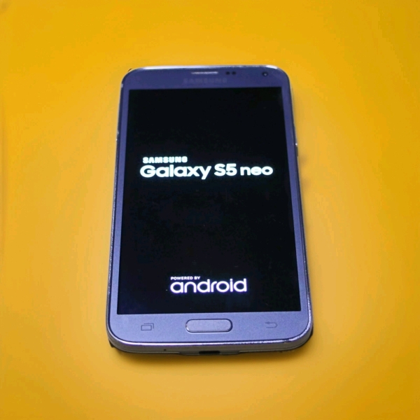 Samsung Galaxy S5 neo SM-G903F – 16GB – Grau (Ohne Simlock) Smartphone