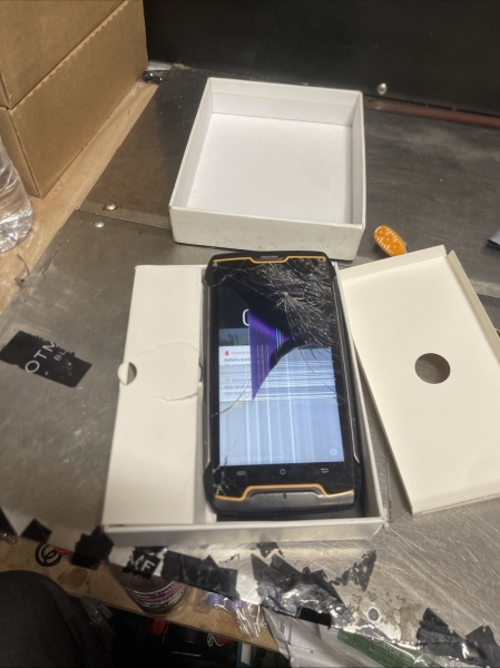 Display beschädigt – Cubot King Kong Handy Smartphone schwarz Dual (entsperrt) #a26.3