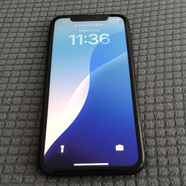Apple iPhone XR 256GB Smartphone Handy Schwarz Entsperrt Original 96% Akku A++