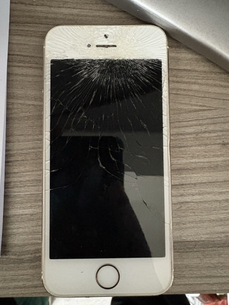 IPHONE 5s DISPLAY GESPRUNGEN