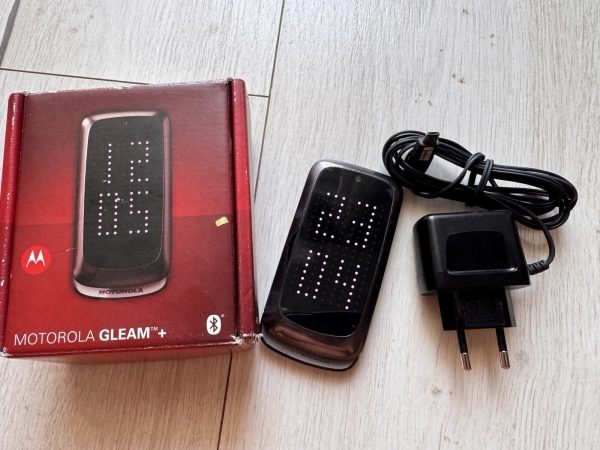 L@@K Motorola Gleam Plus – seltenes Sammler Klapphandy mit Originalkarton