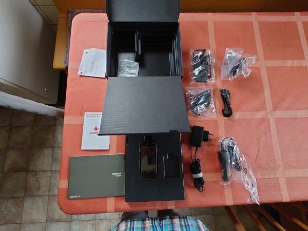 Nokia  N97 mini – Schwarz (Vodafone) Smartphone (9903933)