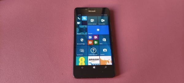 Microsoft Nokia Lumia 950 32GB 4G Windows 10 Phone