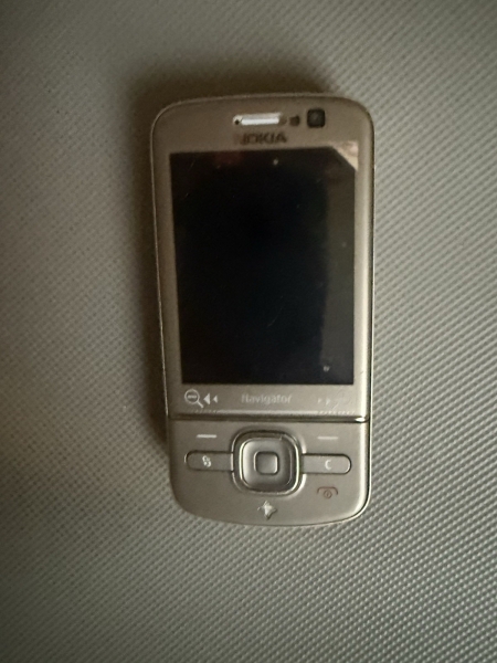 Nokia  Navigation Edition 6710 Navigator – Braun (Ohne Simlock) Smartphone