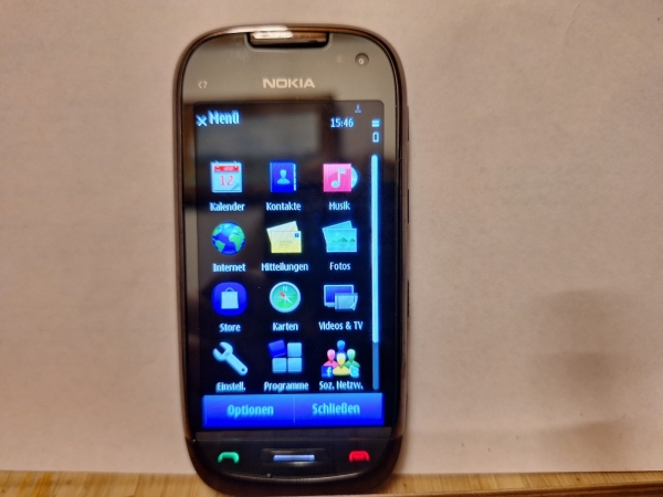 Handy Nokia C7-00 braun (ohne Simlock) Smartphone
