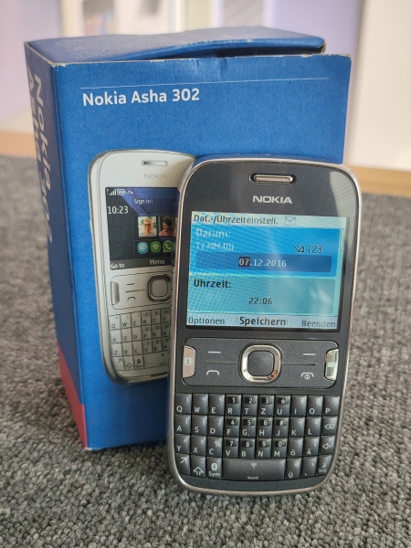 Nokia Asha 302 Smartphone Dark Grey