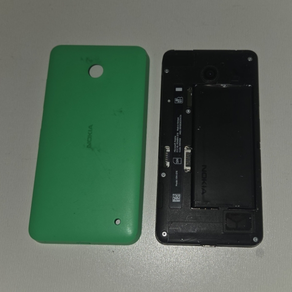 Nokia Lumia Smartphone in Grün 60GB mit abnehmbarer Rückschale, siehe Fotos