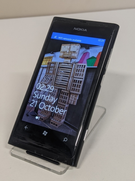Nokia Lumia 800 Windows Phone 16GB Smartphone schwarz