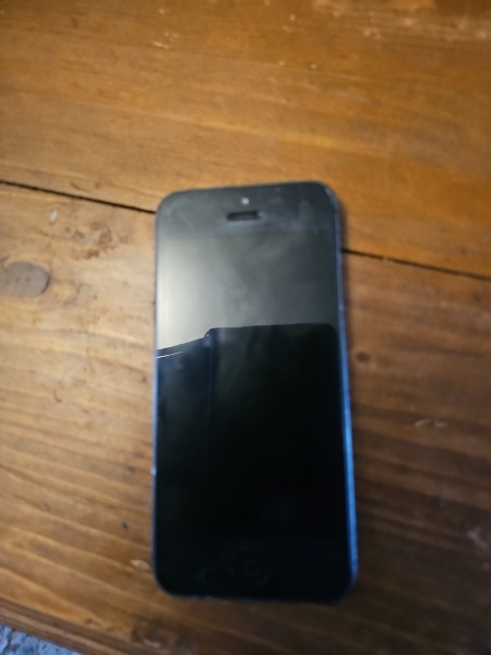 Apple iPhone 5 – 16GB – Schwarz & Schiefer (Entsperrt) A1429 (GSM)