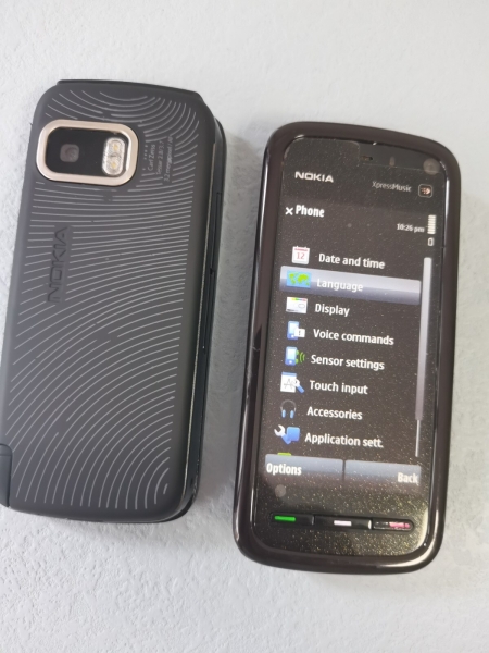 Nokia XpressMusic 5800 – Black 3G networks touch screen Smartphone