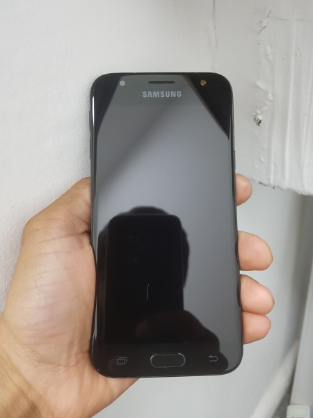 Samsung Galaxy J3 2017 – 16GB – schwarzes (entsperrt) Smartphone 1