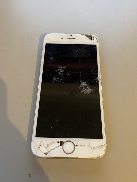 Apple iPhone 6 – Roségold A1586 (CDMA + GSM) FÜR ERSATZTEILE/Reparatur