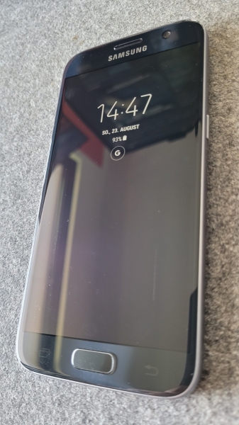 Samsung Galaxy S7 SM-G930F 32 GB Schwarz Smartphone Android 5,1 Zoll QHD