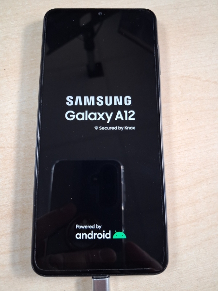 Samsung Galaxy A12 64GB Smartphone Handy schwarz mit Box 3 Three