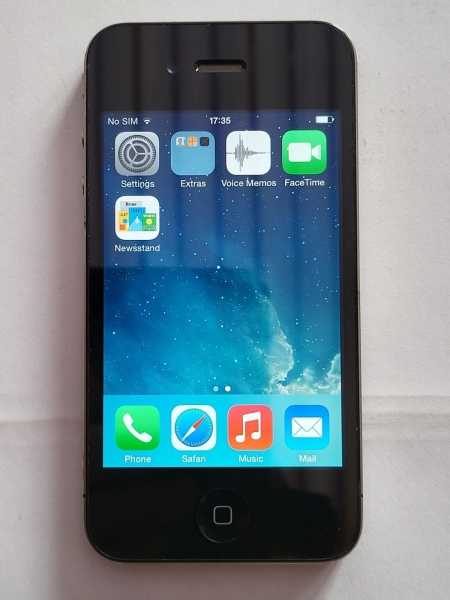 Apple iPhone 4 16GB A1332 Smartphone schwarz drei Netze – kleine Risse am Display