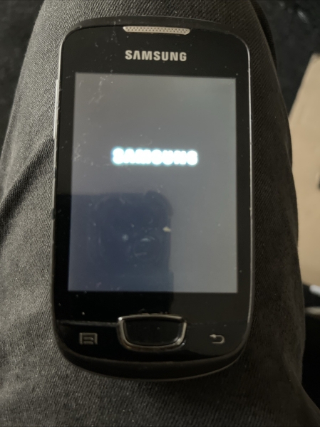 Samsung Galaxy Mini S5570 entsperrt Android Handy