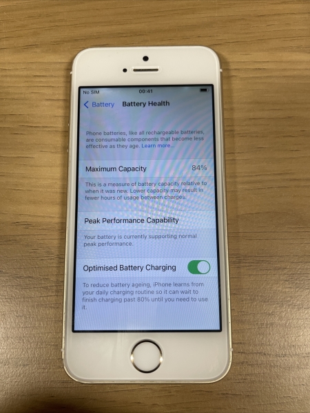 Apple iPhone SE – 64GB – Gold (Entsperrt) A1723 (CDMA + GSM)
