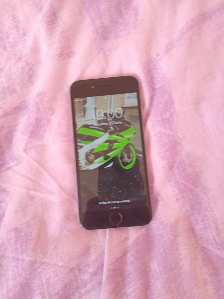 Apple MKQN2B/A iPhone 6s – 64GB – Space Grau (Entsperrt)