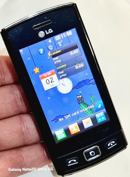 LG Viewty Snap GM360 – schwarz entsperrt Smartphone Top Zustand mit Ladegerät