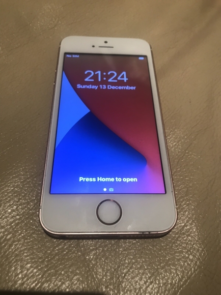 Apple iPhone SE – 16GB – Roségold (Entsperrt) A1723 (CDMA + GSM)