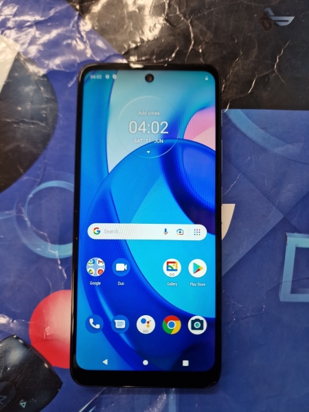 Motorola Moto E – 4 GB – Smartphone blau (entsperrt) (Riss auf Kameralinse)